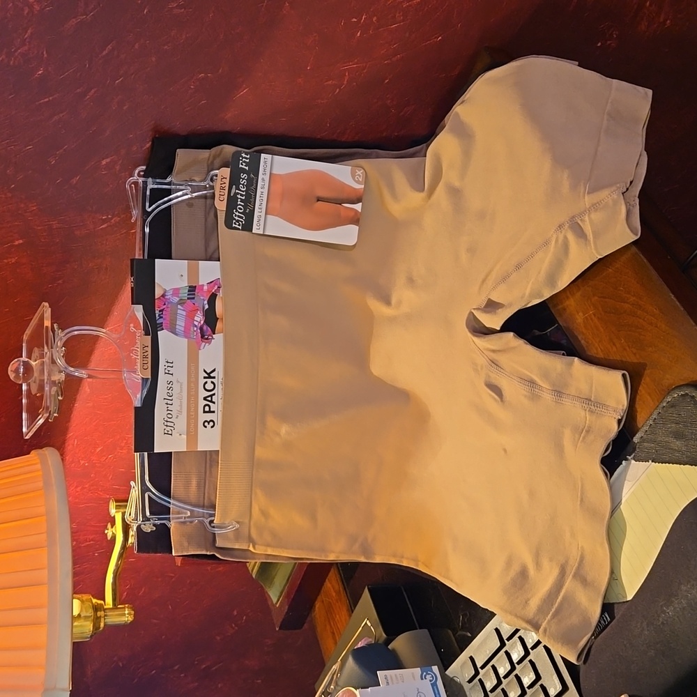 Effortless Fit by Under Where 3 Pack Long Length Slip Short Value Bundle - NWT